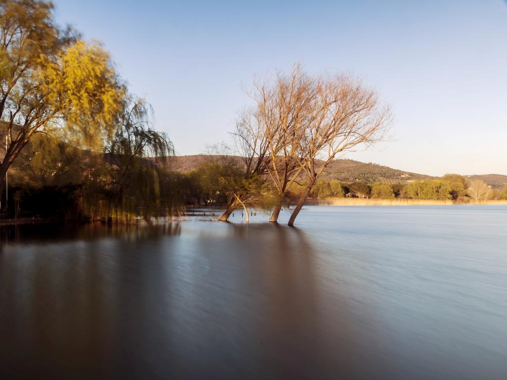 Hotel Kursaal Passignano sul Trasimeno Εξωτερικό φωτογραφία