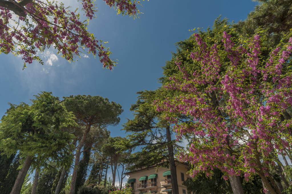 Hotel Kursaal Passignano sul Trasimeno Εξωτερικό φωτογραφία