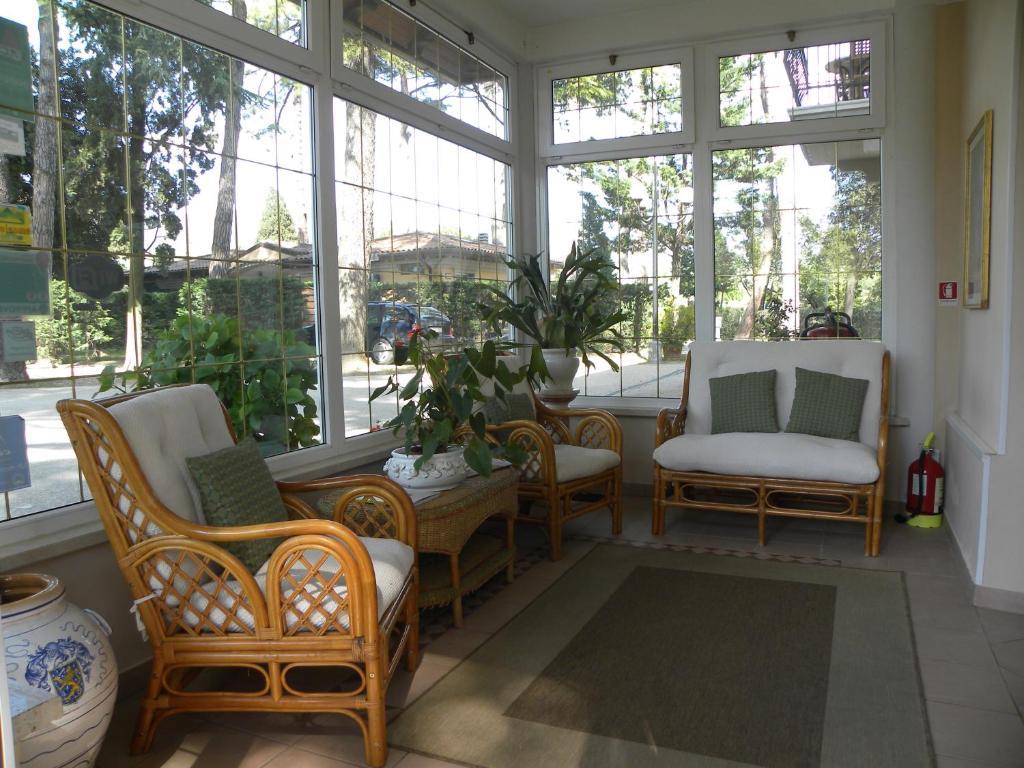 Hotel Kursaal Passignano sul Trasimeno Εξωτερικό φωτογραφία