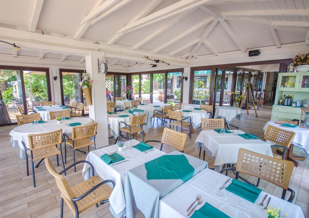Hotel Kursaal Passignano sul Trasimeno Εξωτερικό φωτογραφία