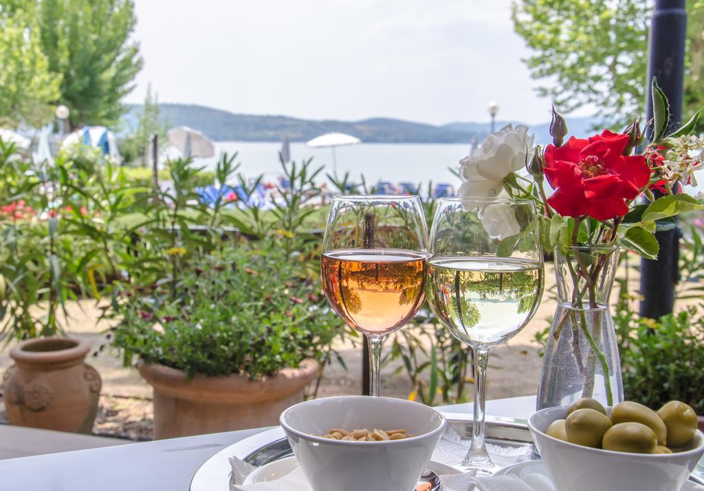 Hotel Kursaal Passignano sul Trasimeno Εξωτερικό φωτογραφία