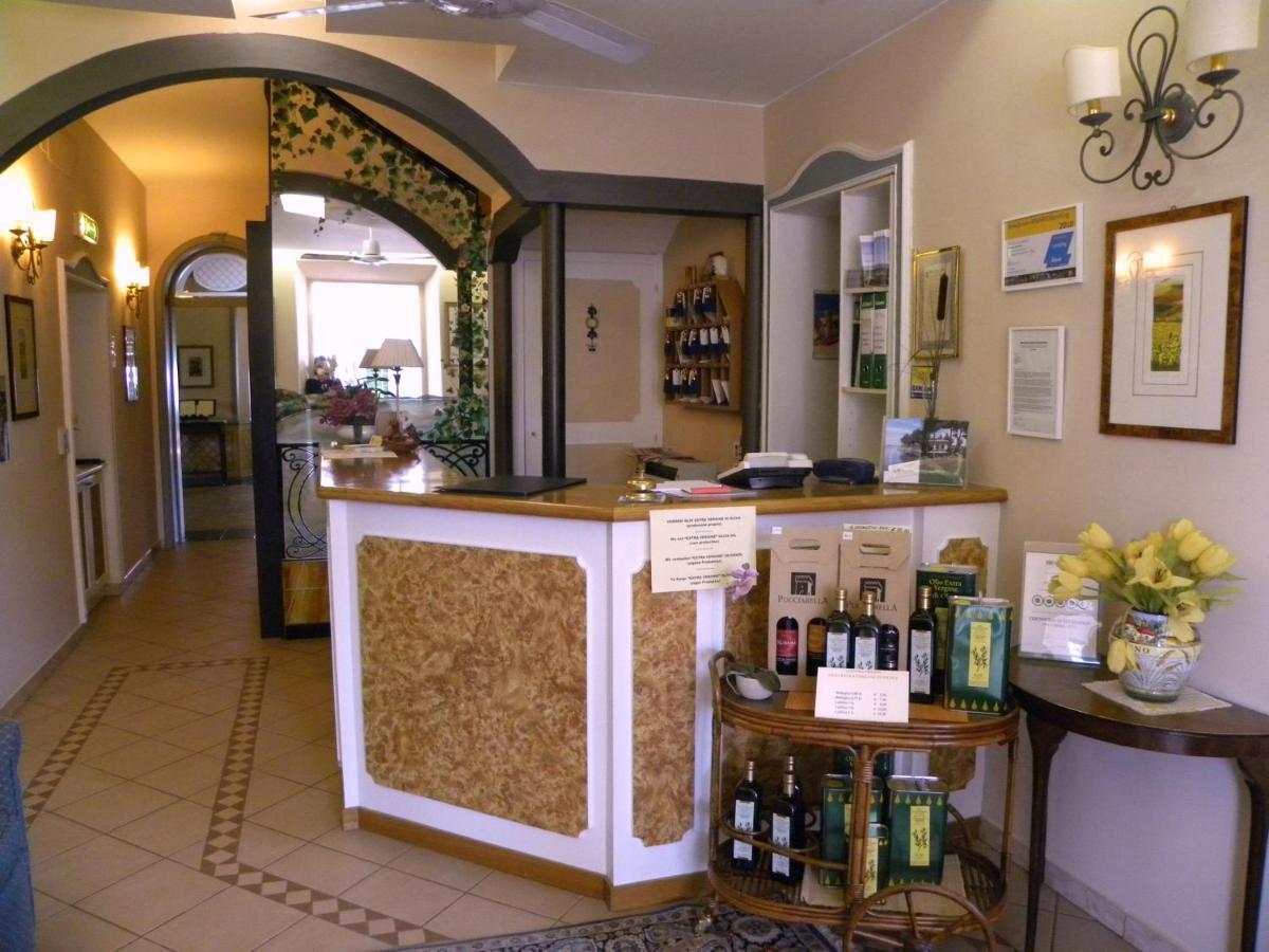 Hotel Kursaal Passignano sul Trasimeno Εξωτερικό φωτογραφία